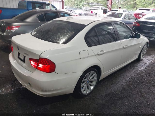 2011 BMW 328I WBAPH7G56BNN06470 Photo 3