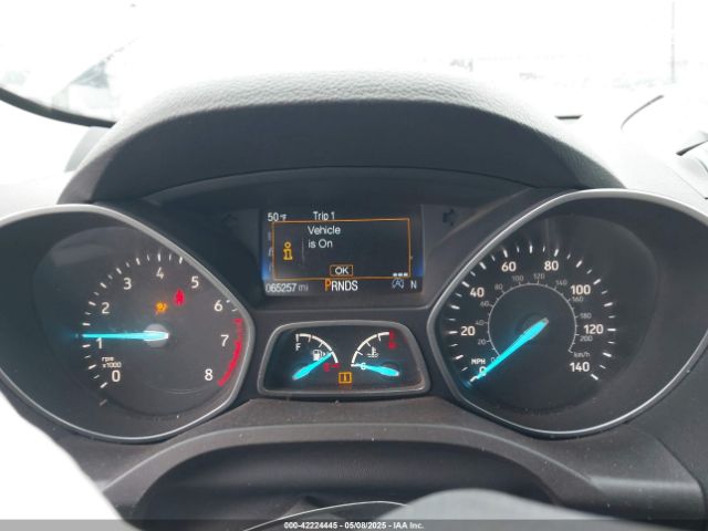 1FMCU0HD8KUA95939 Ford ESCAPE SEL