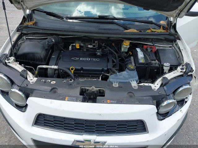 1G1JC5SH6G4138083 Chevrolet Sonic Lt Auto