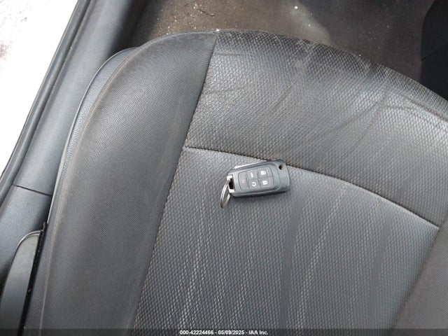 1G1JC5SH6G4138083 Chevrolet Sonic Lt Auto