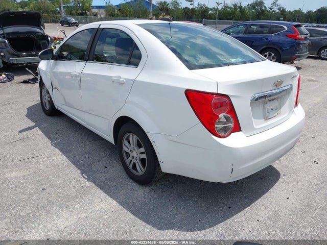 1G1JC5SH6G4138083 Chevrolet Sonic Lt Auto