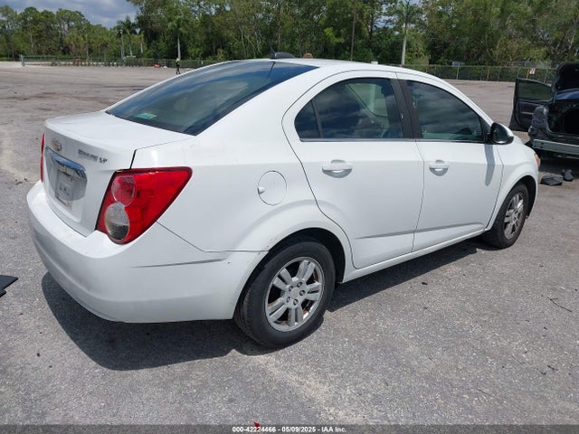1G1JC5SH6G4138083 Chevrolet Sonic Lt Auto