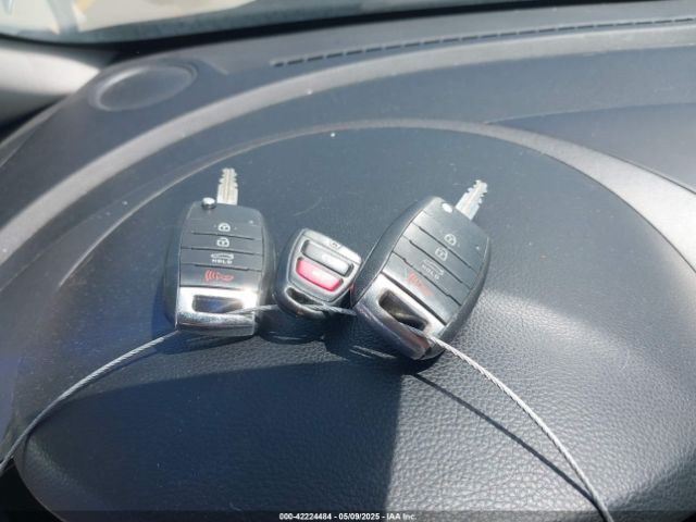 KNAFX4A67E5136942 KIA FORTE LX