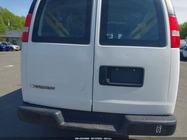 1GCWGAFP2K1251874 Chevrolet Express 2500 Work Van