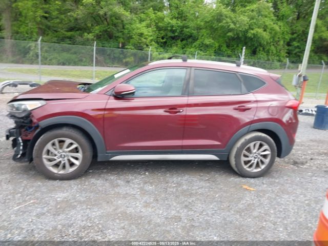 KM8J3CA43HU533913 Hyundai Tucson Se Plus