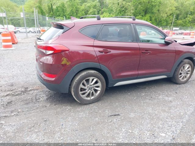 KM8J3CA43HU533913 Hyundai Tucson Se Plus