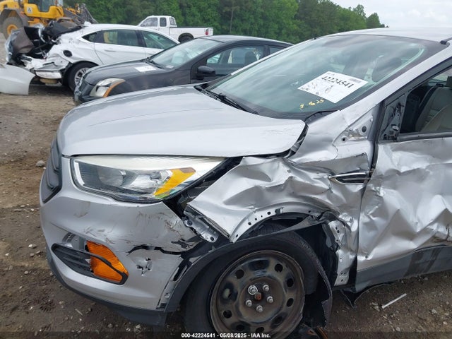 Ford ESCAPE S 2017 1FMCU0F71HUE64033 Image 18