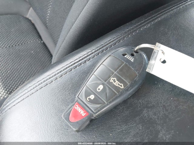 1C3CDFAA2GD578586 Dodge DART SE