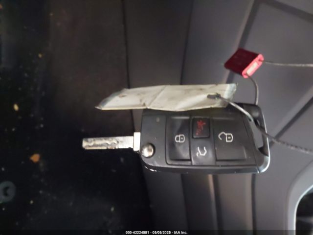 2020 VOLKSWAGEN TIGUAN 3VV1B7AX1LM110352 Photo 10