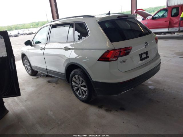 2020 VOLKSWAGEN TIGUAN 3VV1B7AX1LM110352 Photo 2
