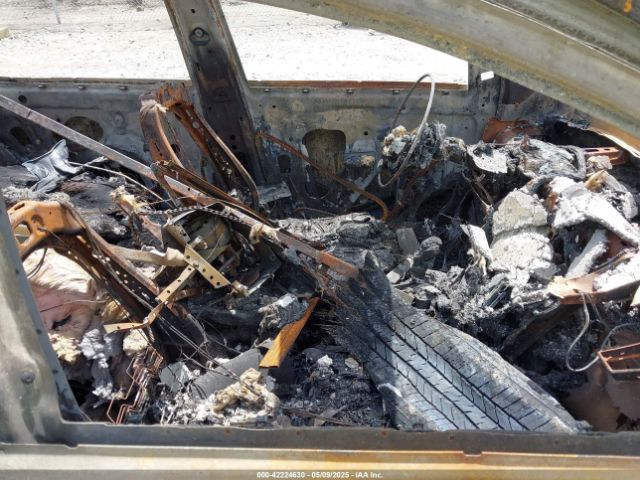 2022 CHEVROLET EQUINOX 3GNAXUEV6NL311705 Photo 4