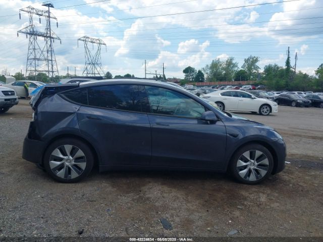5YJYGDEE6MF070068 Tesla Model Y Long Range Dual Motor All-wheel Drive