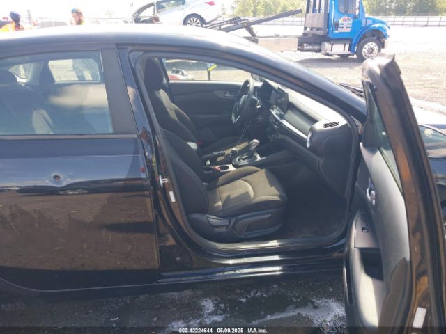 2019 KIA FORTE 3KPF24AD9KE088750 Photo 4