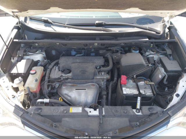 JTMBFREV1GJ084432 Toyota RAV4 LE