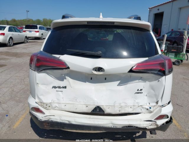 JTMBFREV1GJ084432 Toyota RAV4 LE