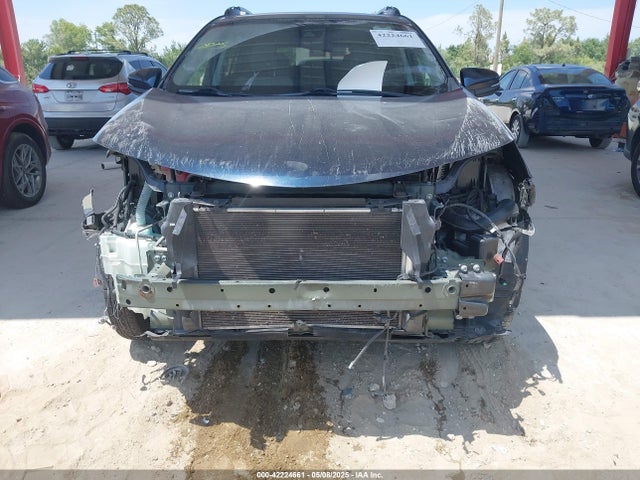 2T3WFREV2JW418817 Toyota Rav4 Xle