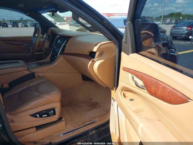 2017 CADILLAC ESCALADE ESV 1GYS4KKJ7HR341668 Photo 4