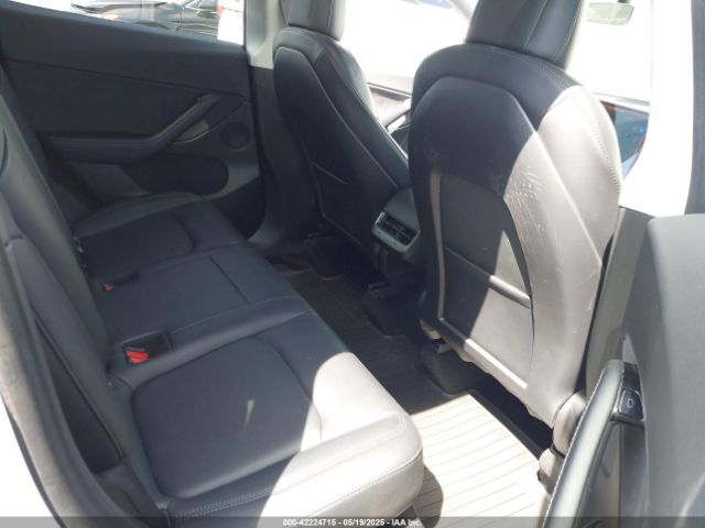 5YJYGDEE7MF108245 Tesla 2021