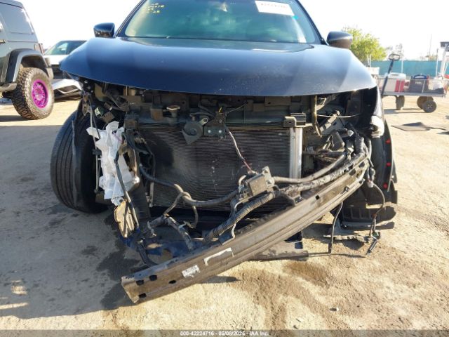 JN8AT2MT2HW404426 Nissan ROGUE S