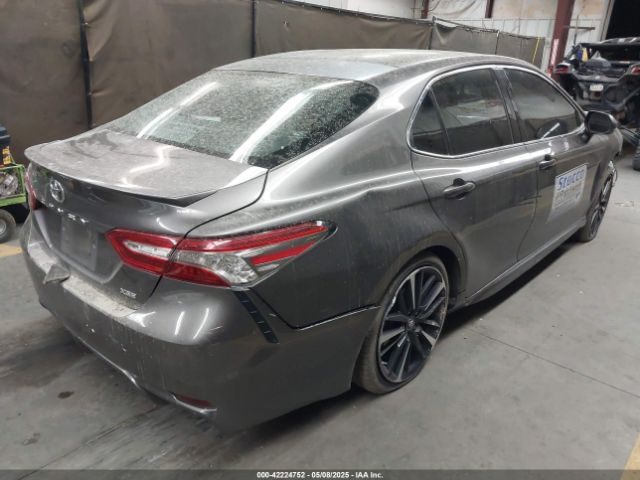 2018 TOYOTA CAMRY 4T1B61HK3JU084100 Photo 3