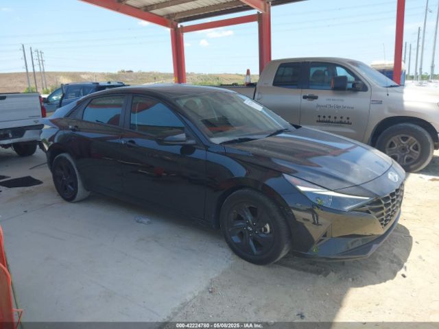 5NPLM4AG3PH103012 Hyundai ELANTRA SEL