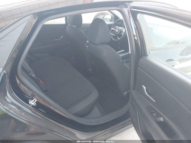 5NPLM4AG3PH103012 Hyundai ELANTRA SEL