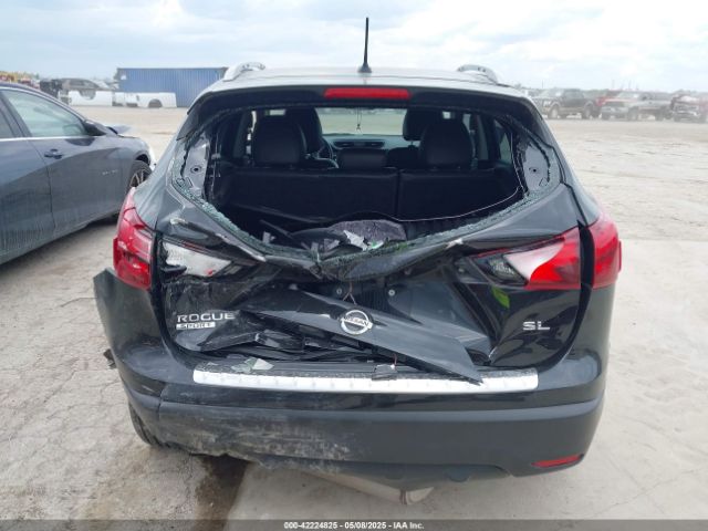 JN1BJ1CP8HW028998 Nissan ROGUE SPORT
