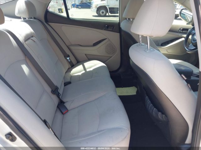 5XXGM4A70EG342821 KIA Optima Lx