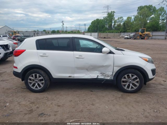 KNDPB3ACXF7793956 KIA Sportage Lx
