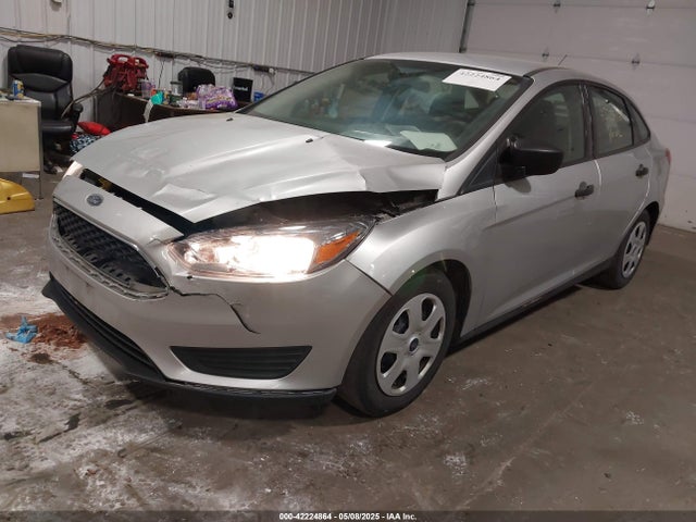Ford FOCUS S 2017 1FADP3E29HL258106 Image 2
