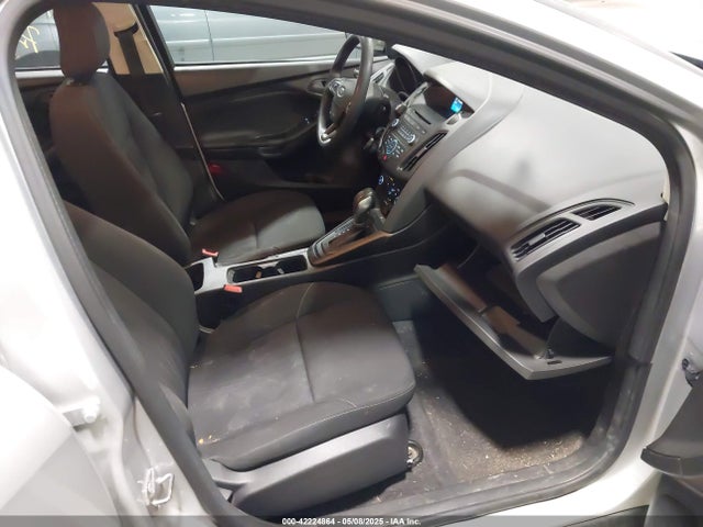 Ford FOCUS S 2017 1FADP3E29HL258106 Image 5