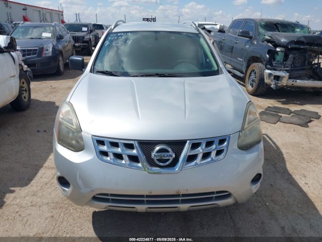 JN8AS5MT9EW615736 Nissan Rogue Select
