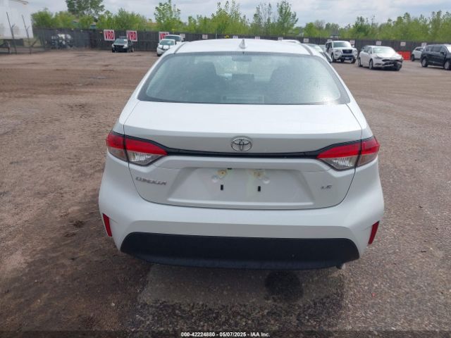 5YFB4MDE0SP280599 Toyota COROLLA LE