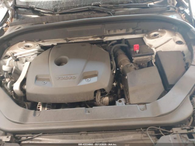 2019 VOLVO XC60 LYVA22RL1KB220003 Photo 9