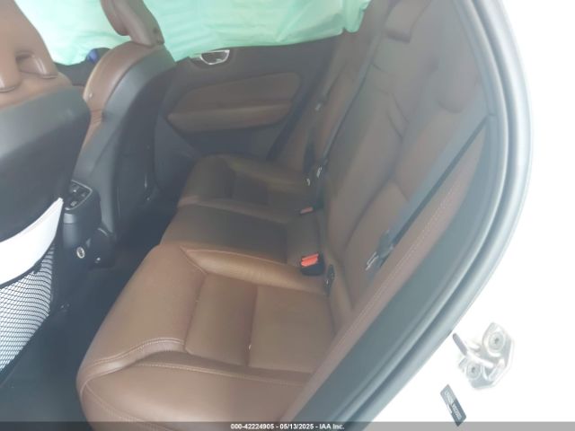 2019 VOLVO XC60 LYVA22RL1KB220003 Photo 7