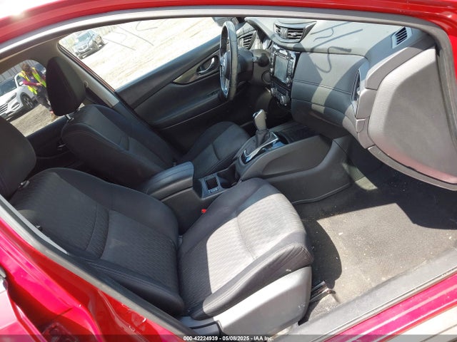JN8AT2MV1HW280005 Nissan ROGUE SV