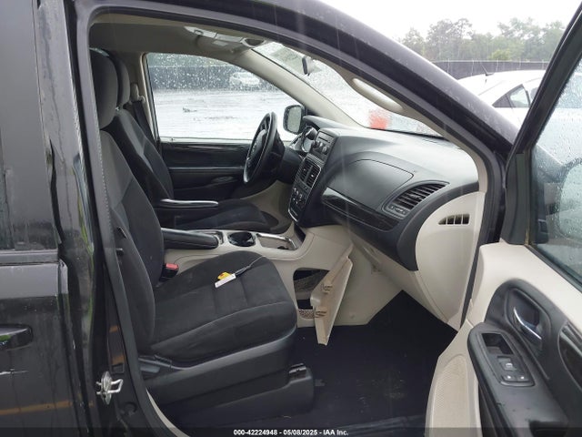 2C4RDGCG8FR556861 Dodge Grand Caravan Sxt