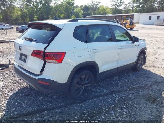 2022 VOLKSWAGEN TAOS 3VVCX7B24NM035906 Photo 3