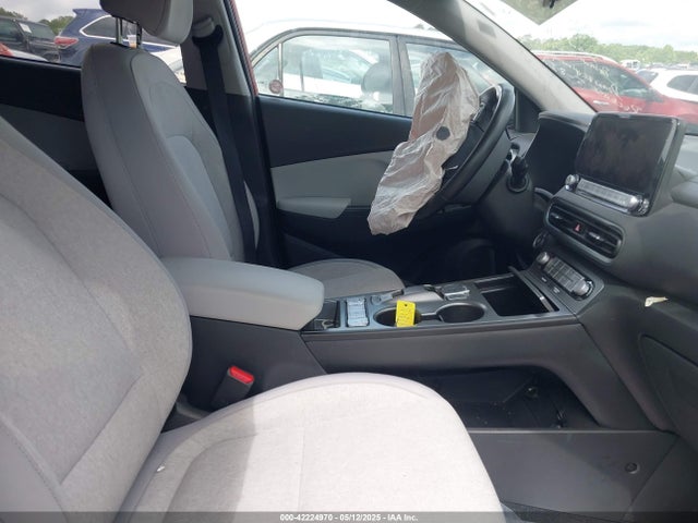 KM8K33AGXPU191535 Hyundai Kona Electric Sel
