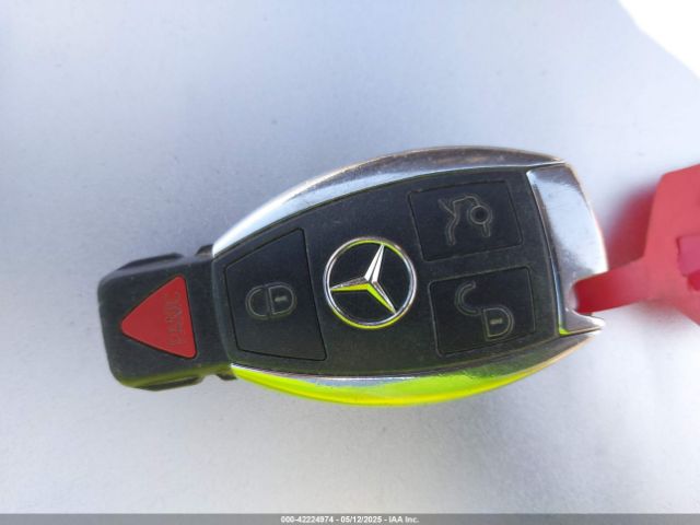 55SWF4JB3GU166183 Mercedes-Benz C 300 Luxury/sport