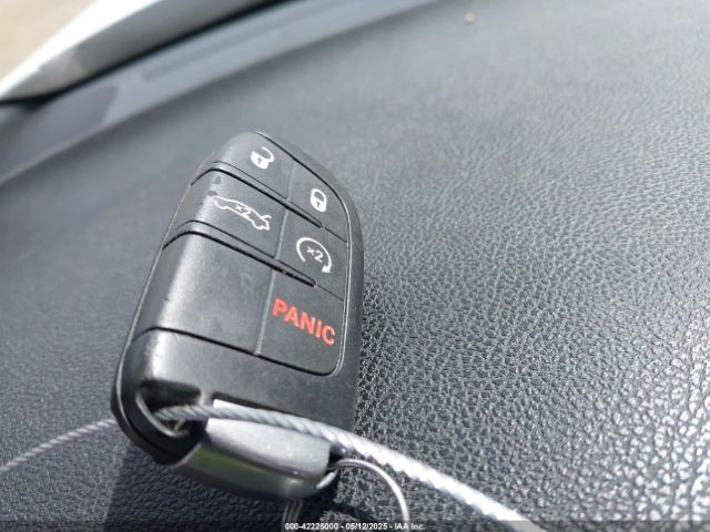 2C3CDXHGXFH751160 Dodge Charger Sxt