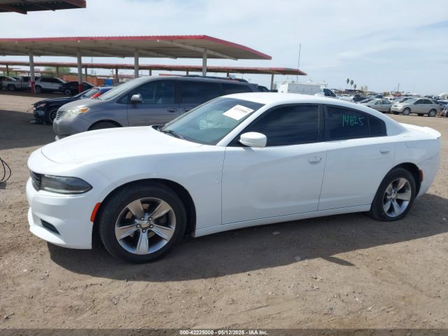 2C3CDXHGXFH751160 Dodge Charger Sxt