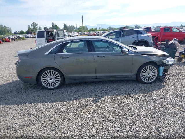3LN6L5FCXHR635153 Lincoln 2017