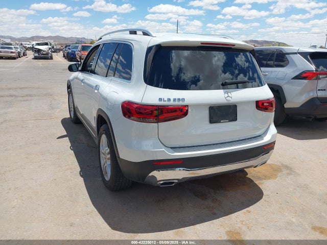 W1N4M4GB9PW311589 Mercedes-Benz m260