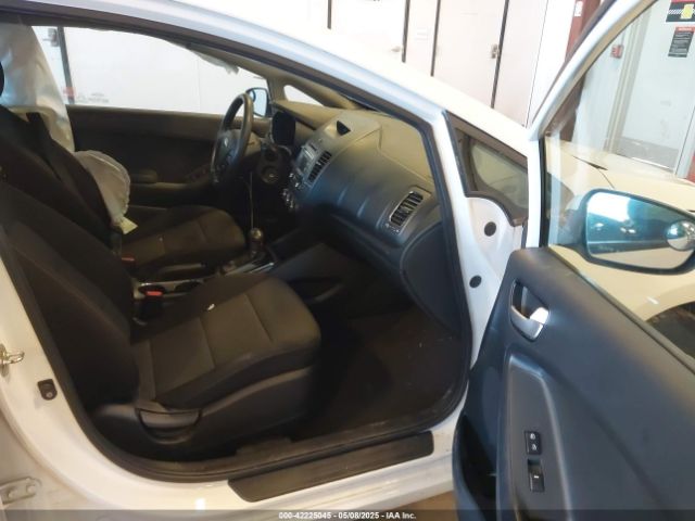 3KPFK4A79JE229406 KIA FORTE LX