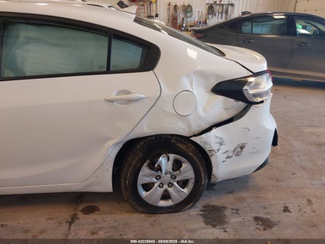 3KPFK4A79JE229406 KIA FORTE LX