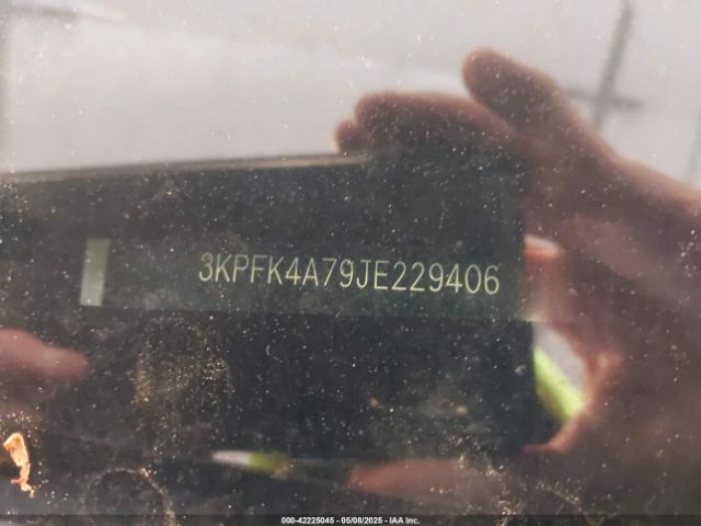 3KPFK4A79JE229406 KIA FORTE LX