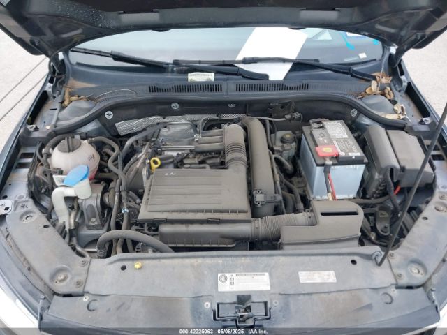 3VW2B7AJ9HM305599 Volkswagen 1.4 tsi