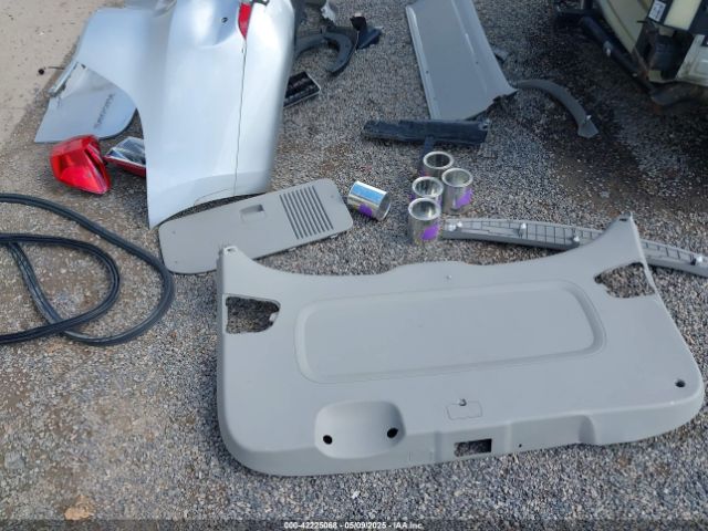 KNDMB5C15J6376317 KIA SEDONA LX