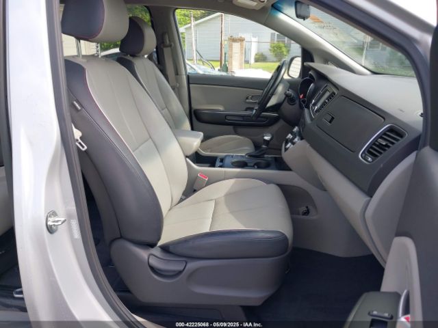 KNDMB5C15J6376317 KIA SEDONA LX